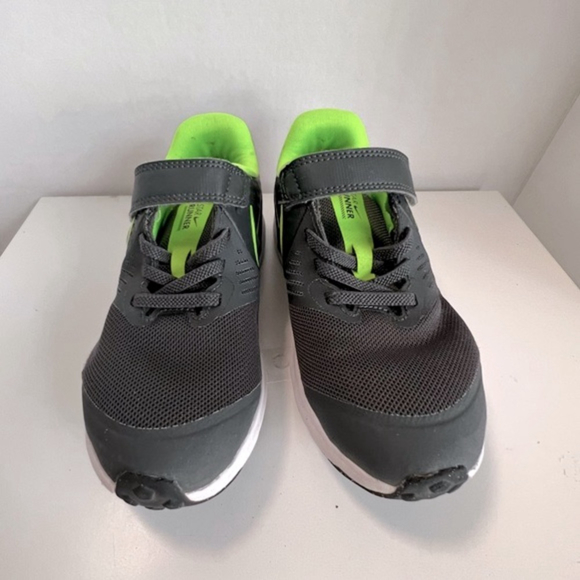 Nike, Kids Star Runner 2 (PSV) - Anthracite/Electric Green. Size: 13C (US) - Picture 4 of 13